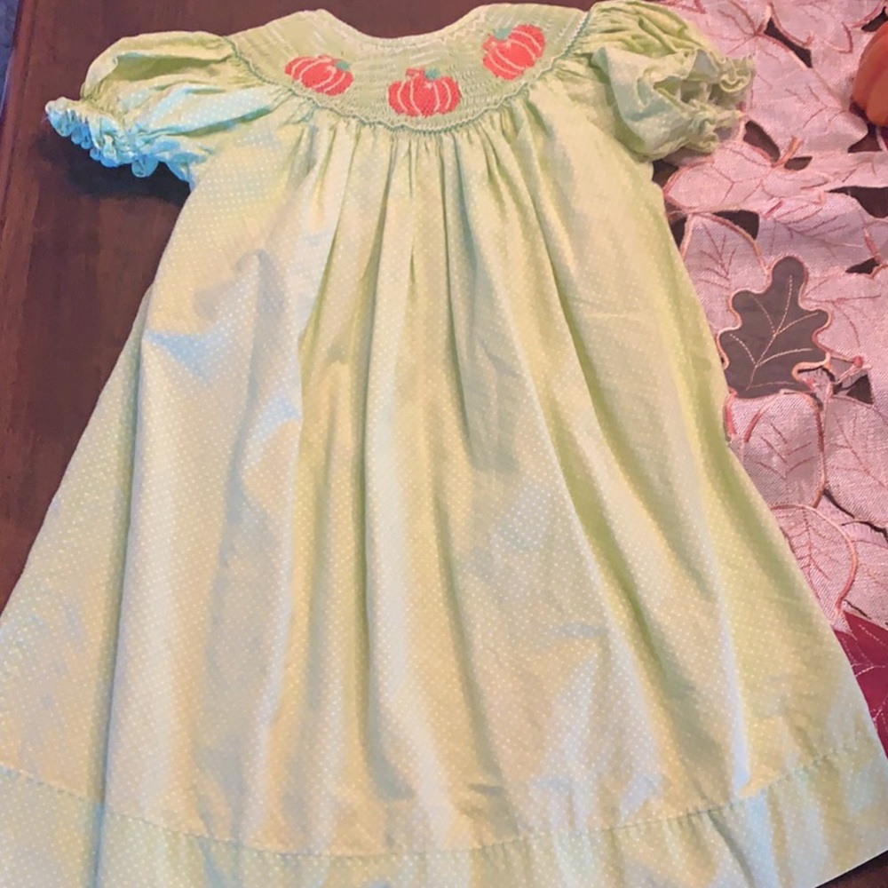 Smocked 2t pumpkin dress